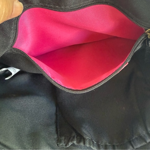 Elliott Lucca Black Leather Crossbody Bag - Picture 7 of 14